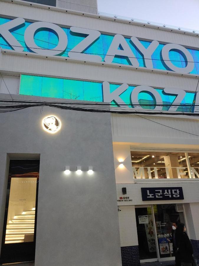 Kozayo Hongdae Hostel Seul Esterno foto